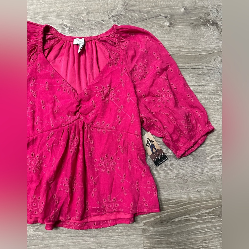 •SOFIA VERGARA• PINK BLOUSE - Picture 2 of 4
